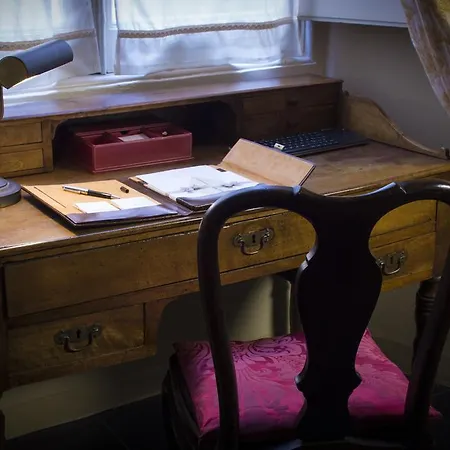 Palazzo Lengueglia 阿尔本加