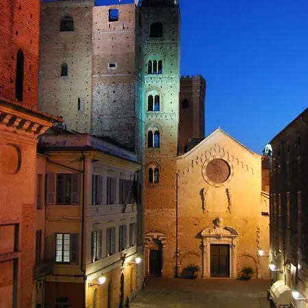 Palazzo Lengueglia 阿尔本加