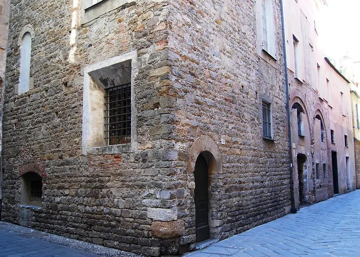 Alojamento de Acomodação e Pequeno-almoço Palazzo Lengueglia